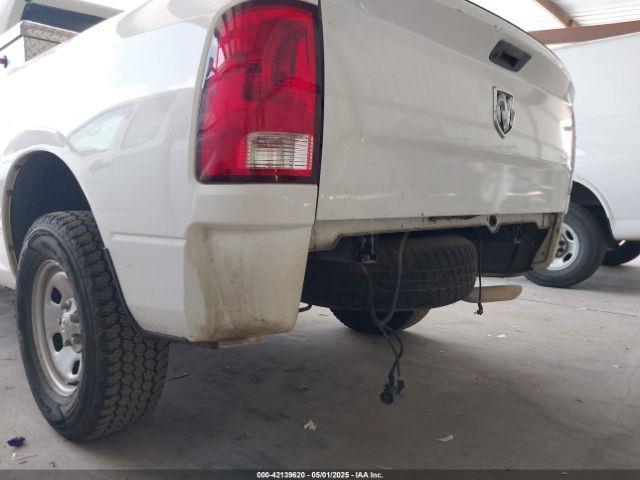 1C6RR6FG2KS702064 RAM 1500 Classic Tradesman  4x2 6'4 Box