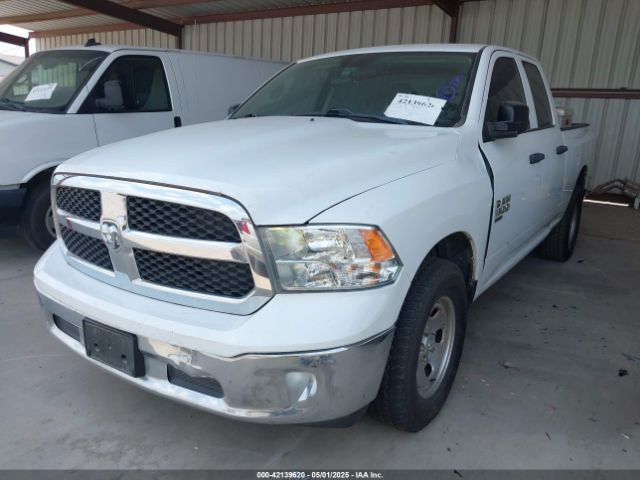 1C6RR6FG2KS702064 RAM 1500 Classic Tradesman  4x2 6'4 Box