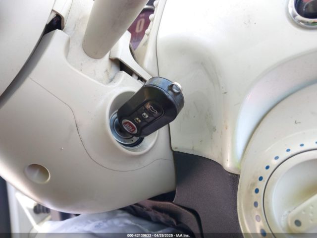 2015 FIAT 500C 3C3CFFDR4FT620552 Photo 10