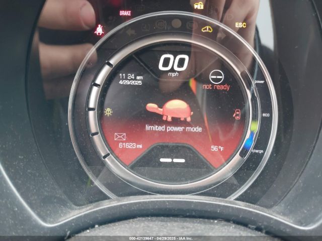 2017 FIAT 500E 3C3CFFGE5HT697541 Photo 6