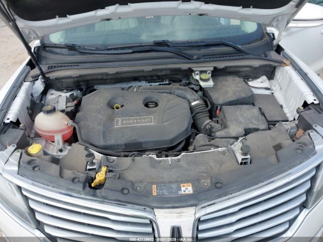 5LMCJ2C91HUL34938 Lincoln MKC SELECT