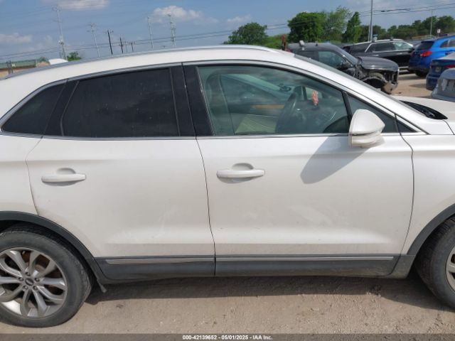 5LMCJ2C91HUL34938 Lincoln MKC SELECT