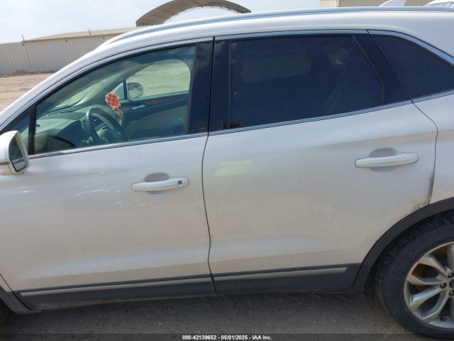 5LMCJ2C91HUL34938 Lincoln MKC SELECT