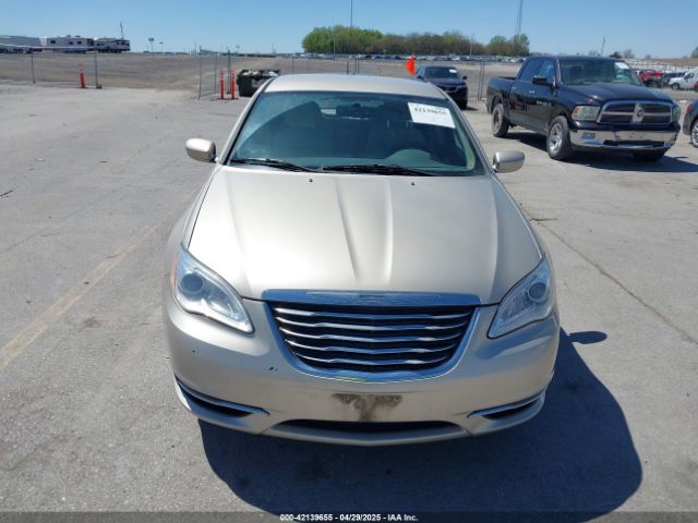 1C3CCBAGXEN171400 Chrysler 200 LX