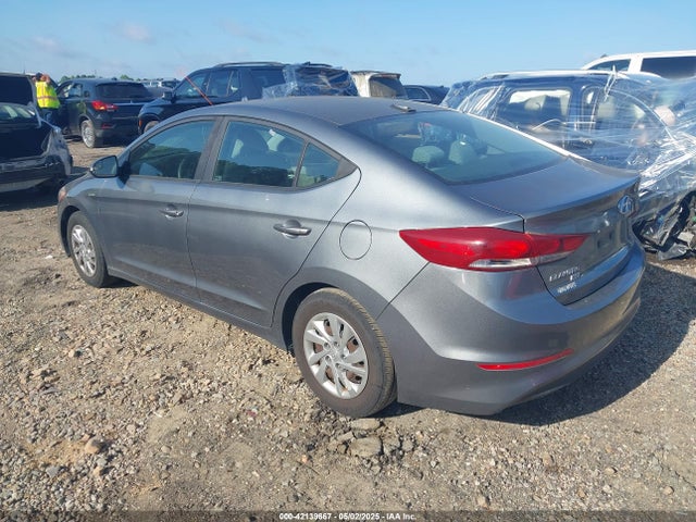 KMHD74LF9HU113966 Hyundai ELANTRA SE