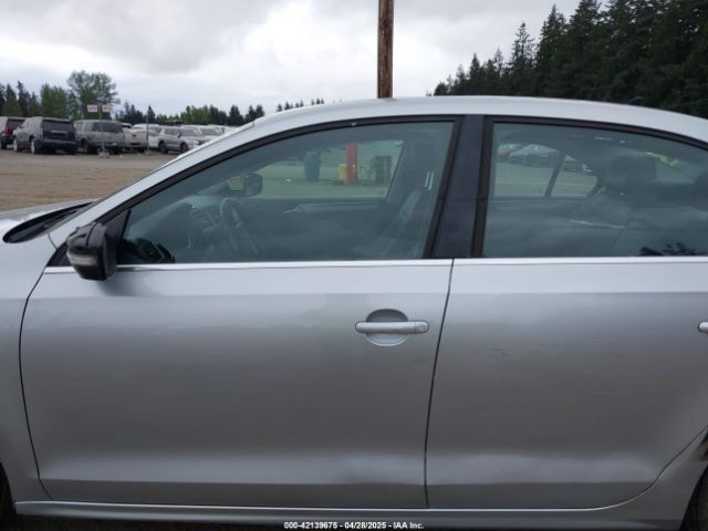 3VWD07AJ9FM230298 Volkswagen Jetta 1.8t Se