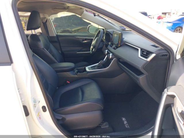 JTMC1RFV6KD509099 Toyota Rav4 Xle Premium