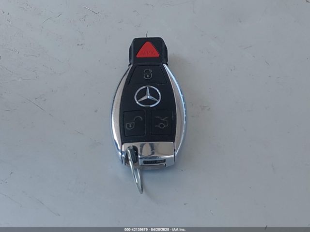 WDDUG8CB1FA118835 Mercedes-Benz S 550