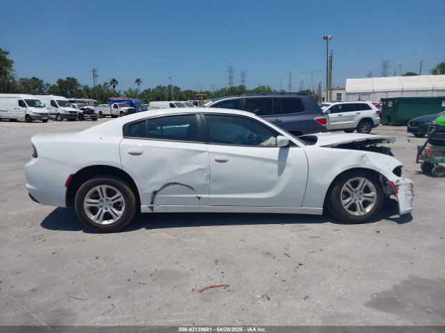 2C3CDXBG5NH224506 Dodge Charger Sxt Rwd