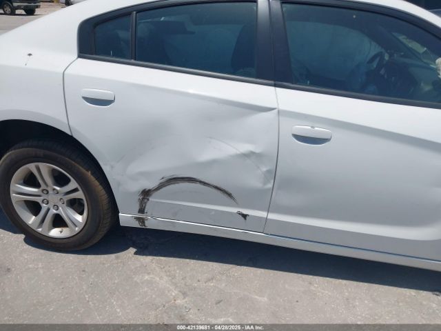 2C3CDXBG5NH224506 Dodge Charger Sxt Rwd