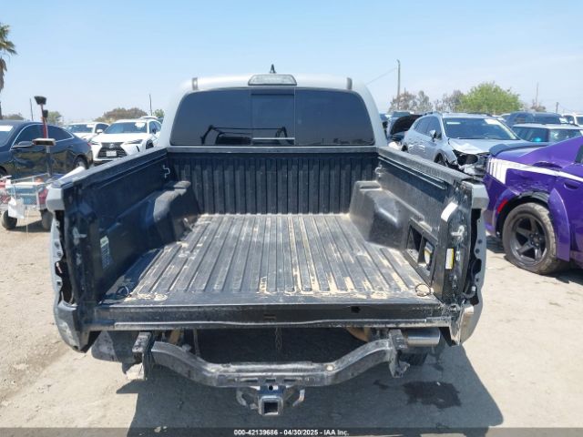3TMCZ5AN0KM191669 Toyota Tacoma Trd Off Road