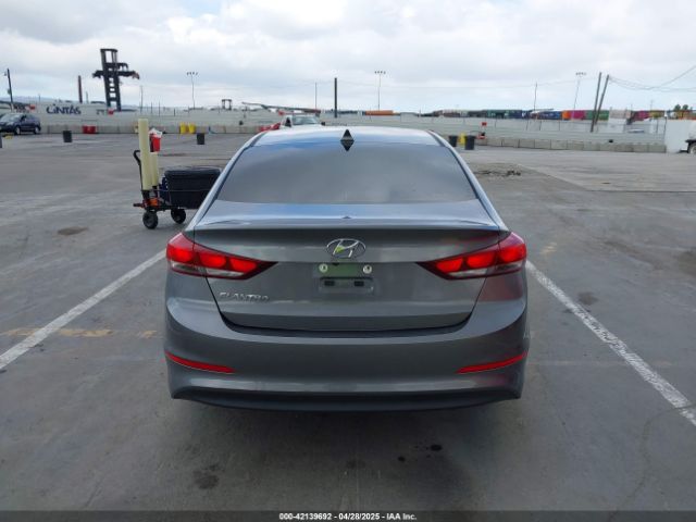 5NPD84LF9JH288445 Hyundai ELANTRA SEL