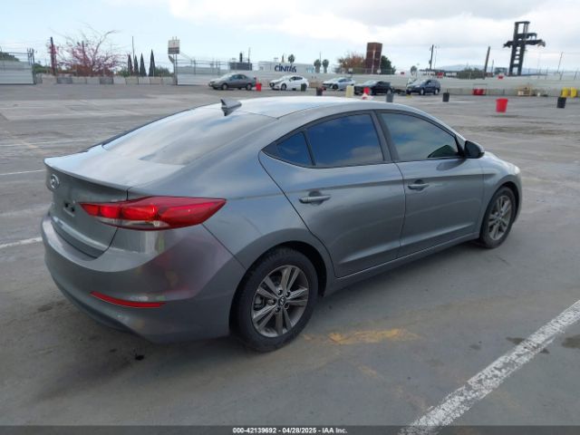 5NPD84LF9JH288445 Hyundai ELANTRA SEL