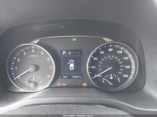 5NPD84LF9JH288445 Hyundai ELANTRA SEL