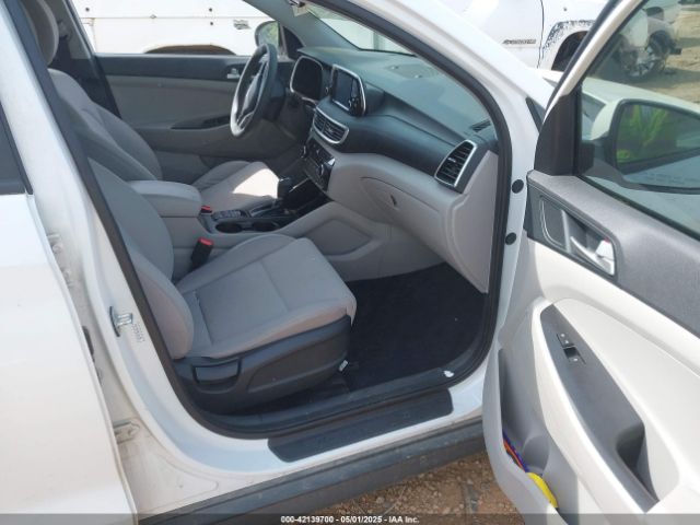 KM8J33A40LU224280 Hyundai Tucson Value