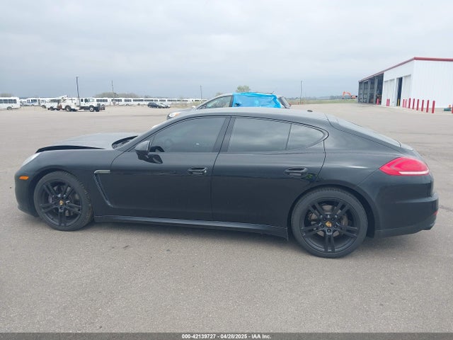 WP0AA2A7XFL001463 Porsche PANAMERA 4