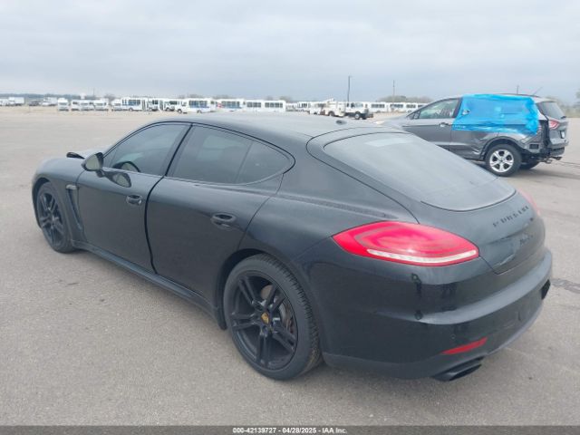 2015 PORSCHE PANAMERA WP0AA2A7XFL001463 Photo 2