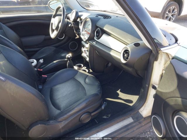 2007 MINI COOPER WMWMF33597TU61986 Photo 4