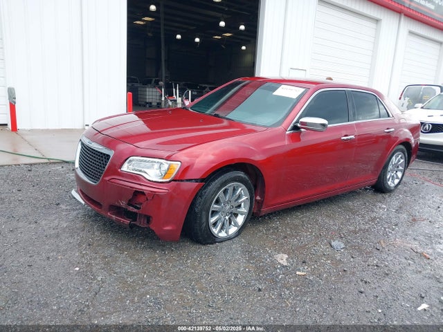 Chrysler 300C 2014 2C3CCAEG9EH372881 Image 2