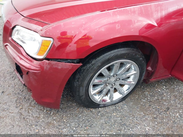 Chrysler 300C 2014 2C3CCAEG9EH372881 Image 6