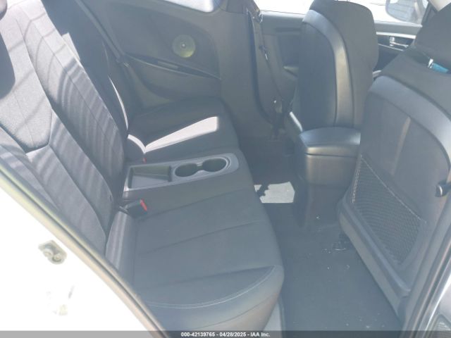 KMHTC6AD3GU270895 Hyundai Veloster