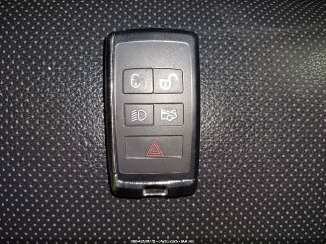 2020 JAGUAR XE SAJAJ4FX3LCP58609 Photo 10