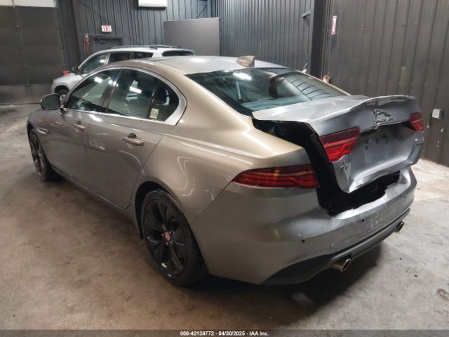 2020 JAGUAR XE SAJAJ4FX3LCP58609 Photo 2