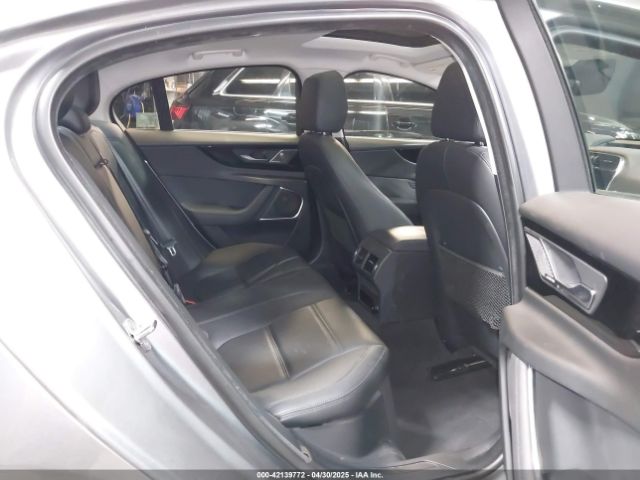 2020 JAGUAR XE SAJAJ4FX3LCP58609 Photo 7