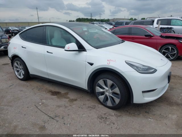 2022 TESLA MODEL Y 7SAYGDEE7NF310555