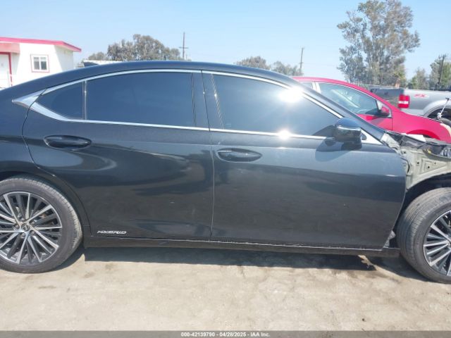 58ADA1C10NU026319 Lexus ES 300H
