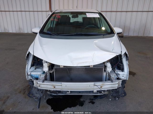 3HGGK5H44JM712461 Honda FIT LX