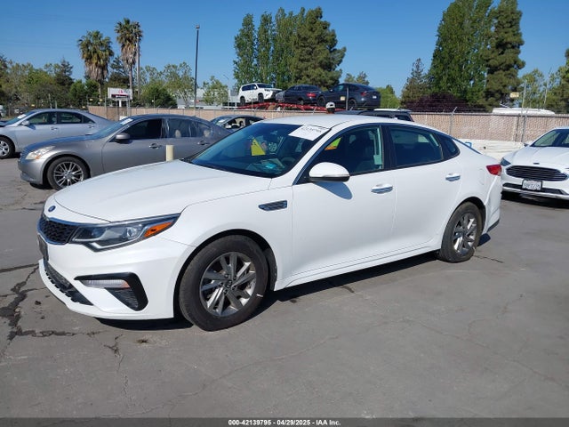 5XXGT4L33KG324175 KIA Optima Lx