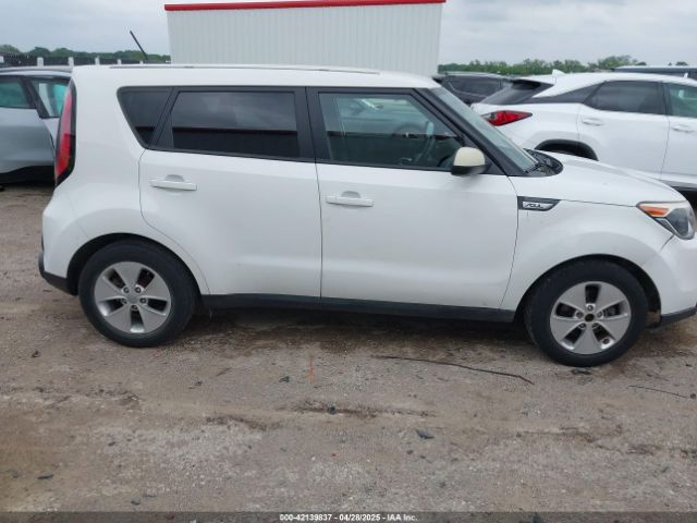 KNDJN2A26F7800156 KIA Soul