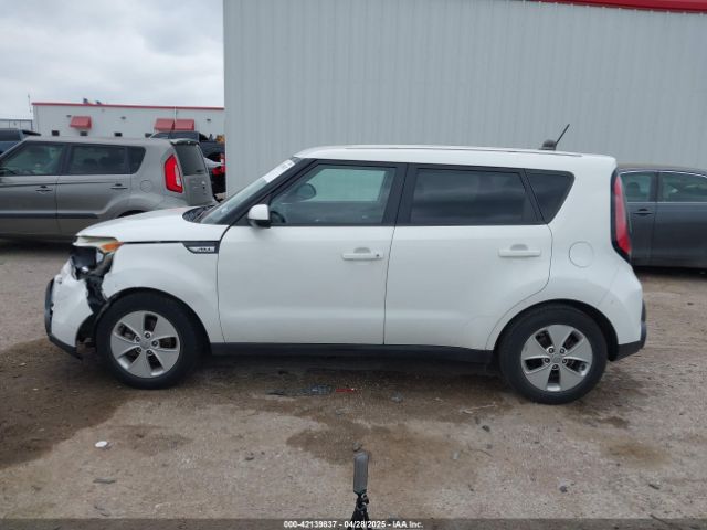 KNDJN2A26F7800156 KIA Soul