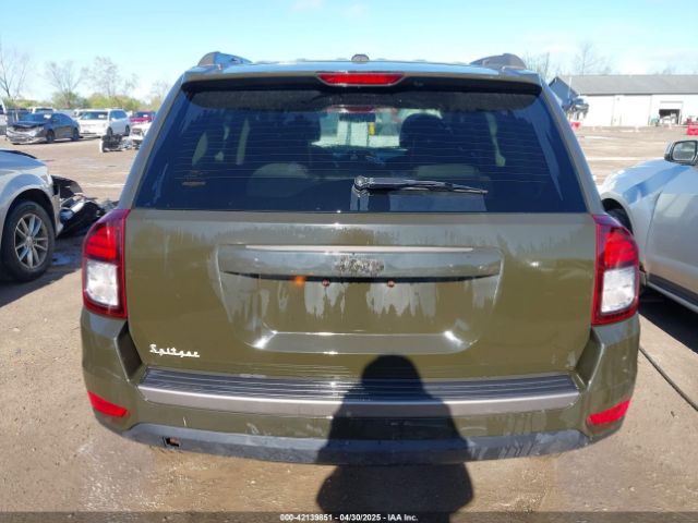 1C4NJCBB4GD785189 Jeep Compass 75th Anniversary
