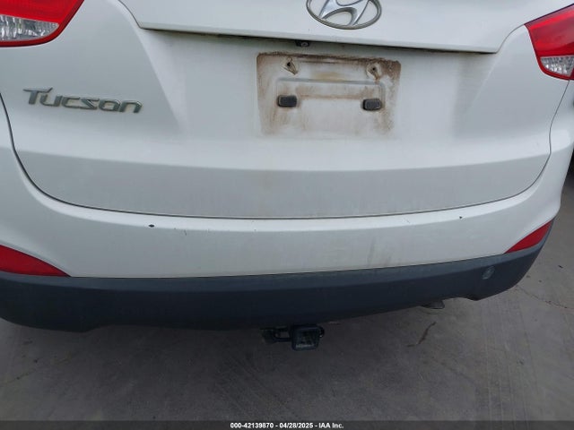 KM8JU3AG4EU839859 Hyundai TUCSON SE