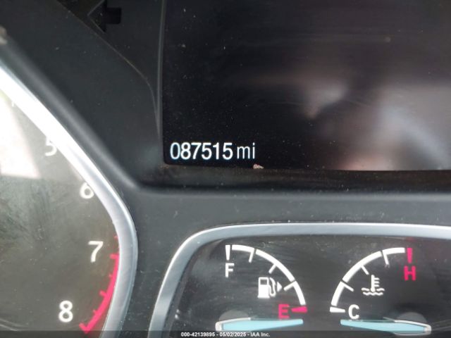 1FMCU0J94KUC32929 Ford Escape Titanium