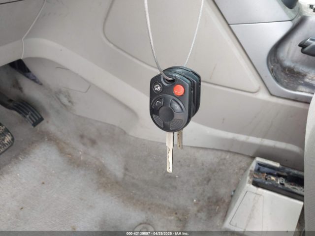 1FADP5AU7EL508750 Ford C-max Hybrid Se