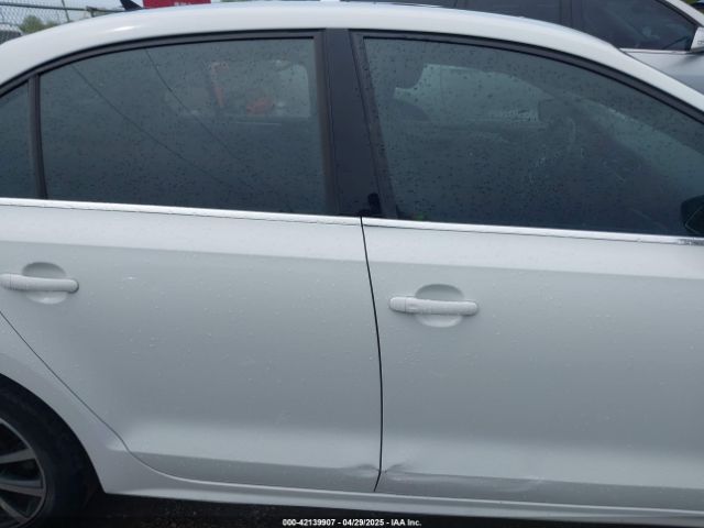 3VWDB7AJ5HM362780 Volkswagen Jetta 1.4t Se