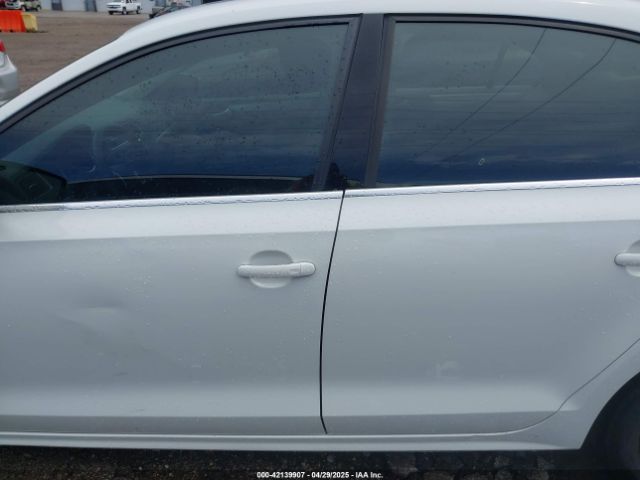 3VWDB7AJ5HM362780 Volkswagen Jetta 1.4t Se