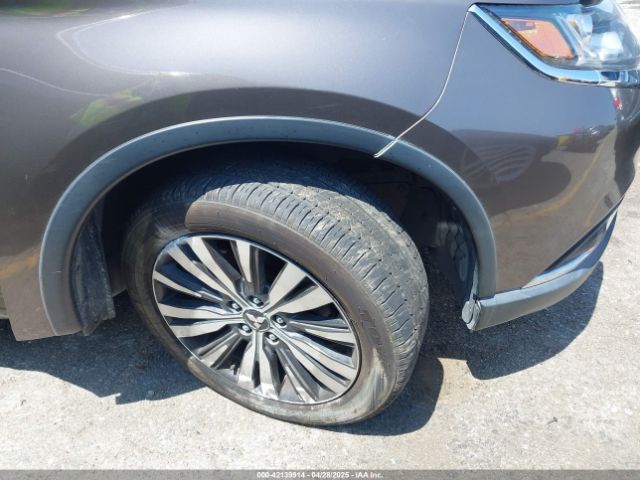 JA4AZ3A32KZ012387 Mitsubishi Outlander Es