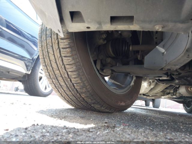 JA4AZ3A32KZ012387 Mitsubishi Outlander Es