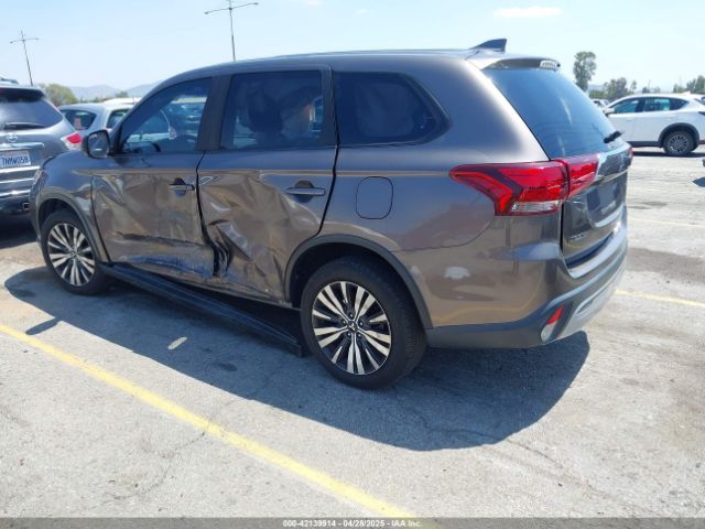 JA4AZ3A32KZ012387 Mitsubishi Outlander Es