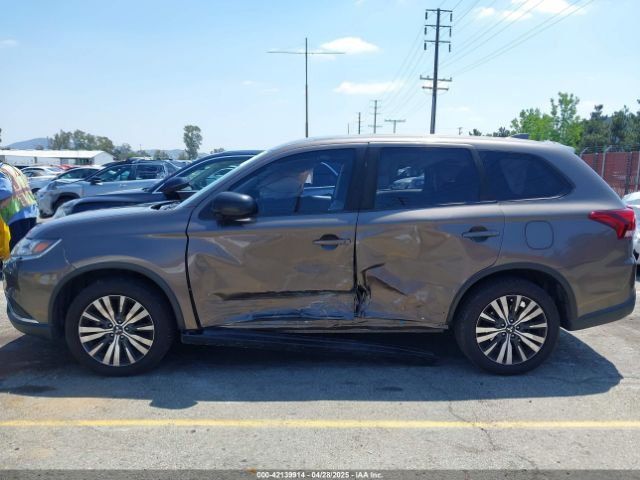 JA4AZ3A32KZ012387 Mitsubishi Outlander Es