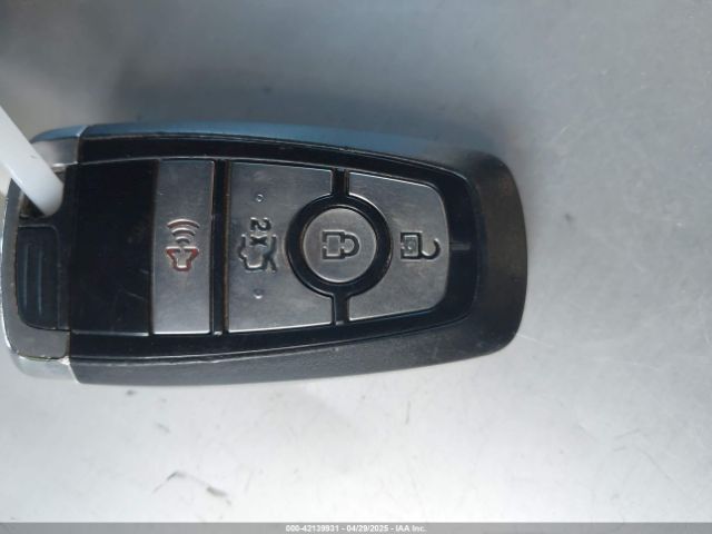 3FA6P0LU1KR284400 Ford 2019