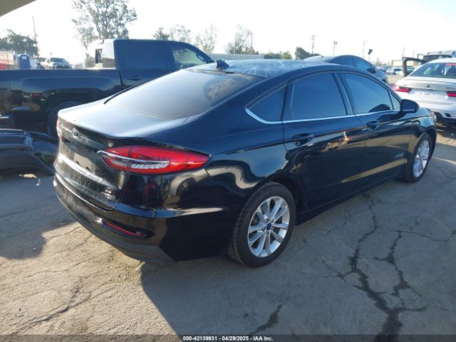 3FA6P0LU1KR284400 Ford 2019