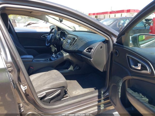 1C3CCCAB1GN131526 Chrysler 200 Limited
