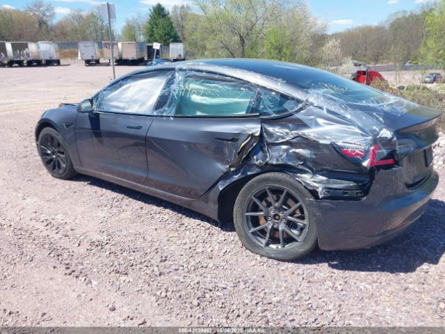 2022 TESLA MODEL 3 5YJ3E1EB6NF260118 Photo 2