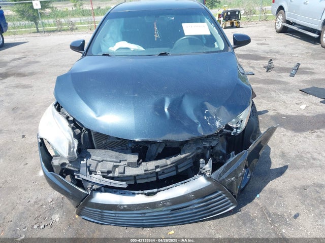 4T1BF1FK5HU677387 Toyota CAMRY LE