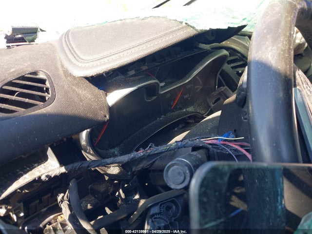 1G1125S31EU103505 Chevrolet lfx